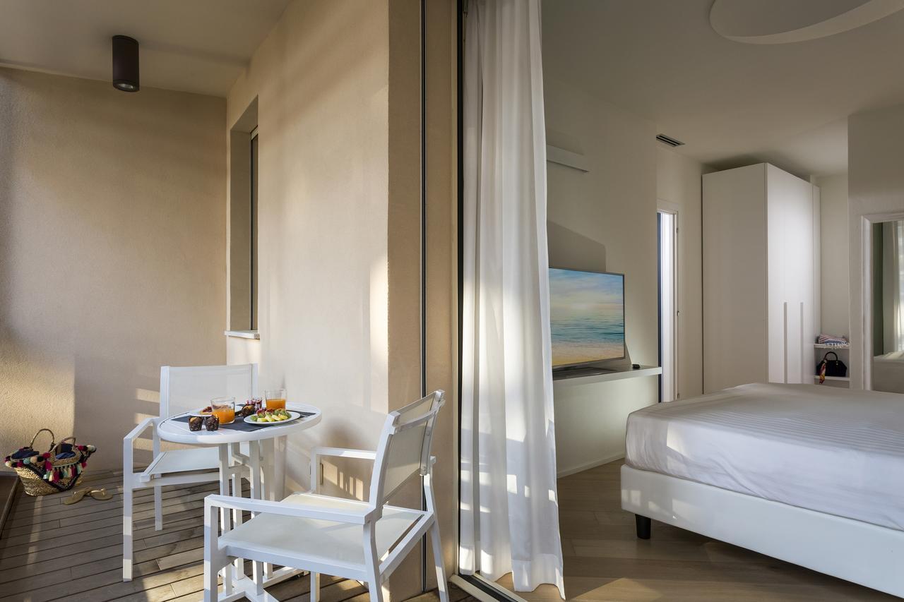 Embassy Aparthotel Ρίμινι Εξωτερικό φωτογραφία