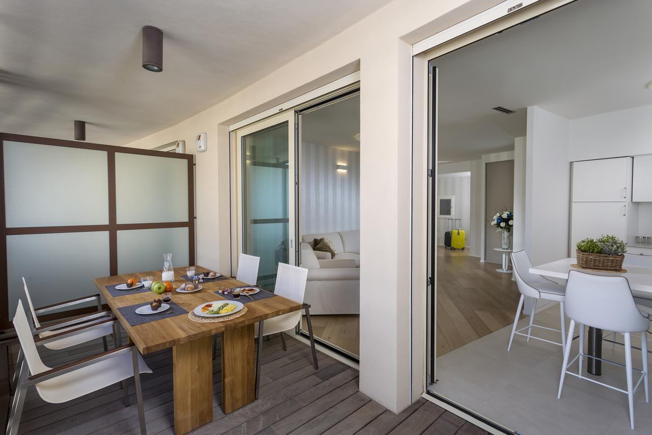 Embassy Aparthotel Ρίμινι Εξωτερικό φωτογραφία